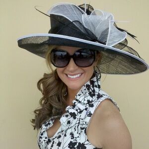 Derby Elegant Black and White Women's Giovannio Hat